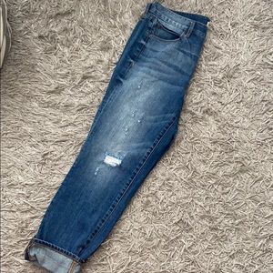 Mid rise boyfriend jeans
